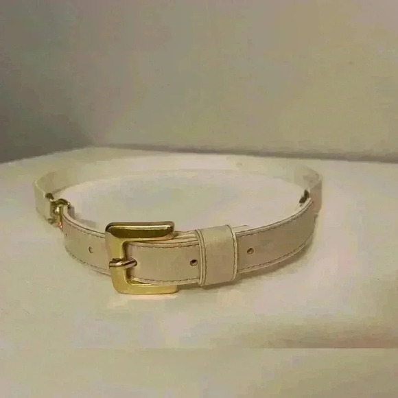 Vintage Women’s Pearl Color Thin‎ Belt Size 29 - Picture 1 of 8